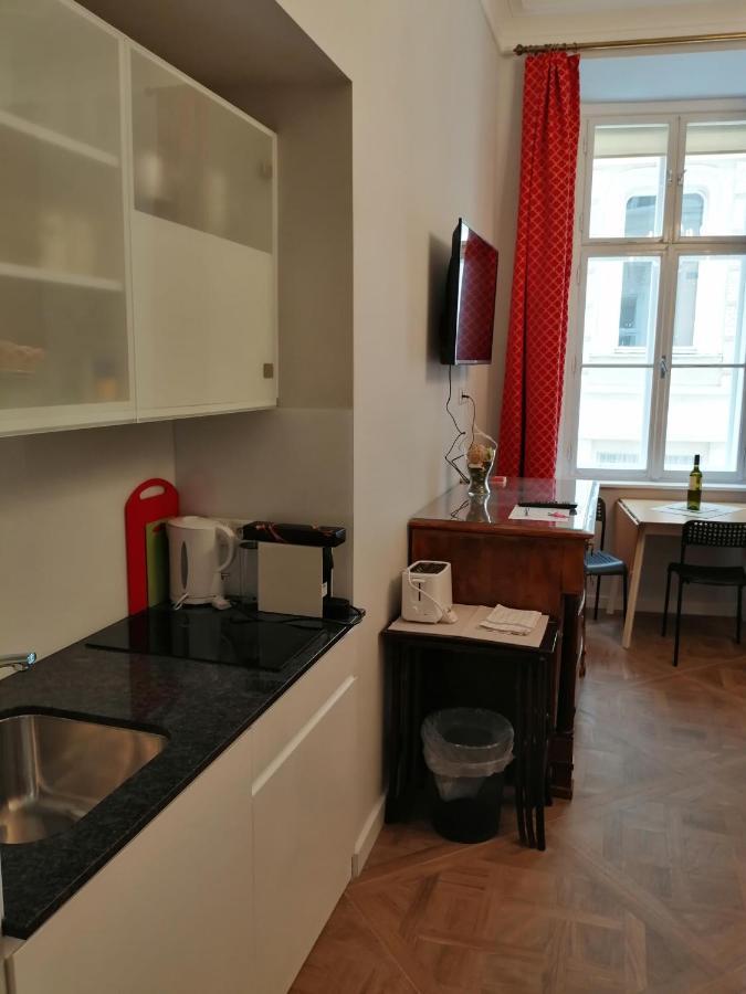 Living Vienna City Center Ngoại thất bức ảnh