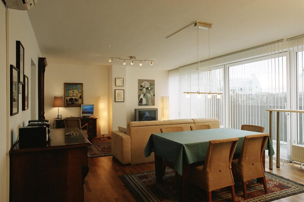 Living Vienna City Center Ngoại thất bức ảnh